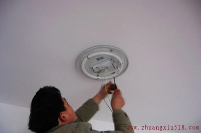 打造亮丽美家 支招吸顶灯选购安装技巧 打造亮丽美家 支招吸顶灯选购安装技巧