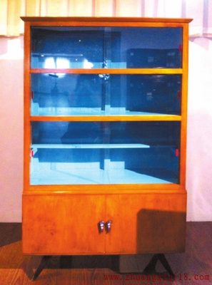 李长春自制家具展出 买家具当心环保“黑认证”