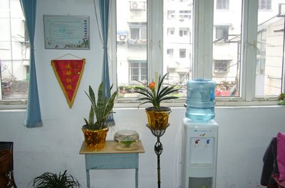 办公室饮水机摆放