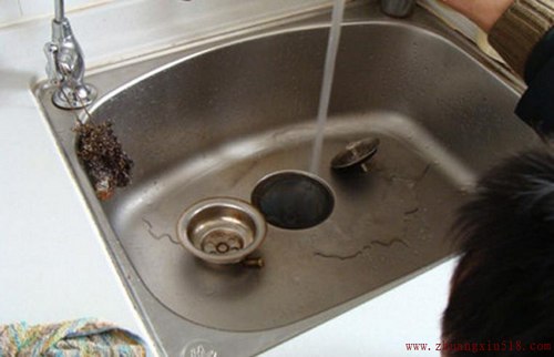 水槽堵塞