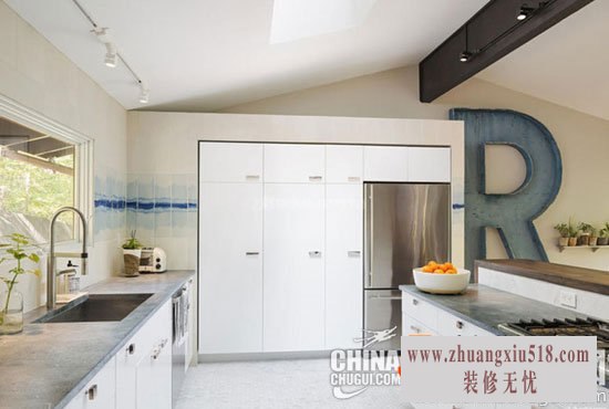 简约风格厨房装修效果图