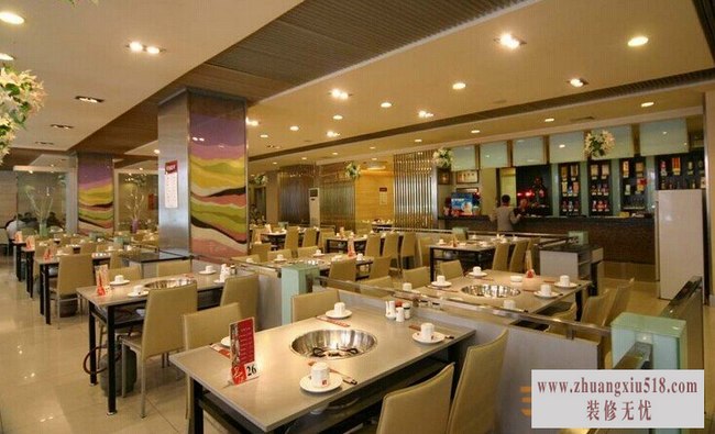 现代简约火锅店装修效果图 5