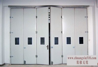 电动折叠门