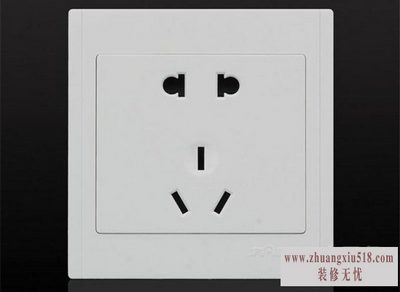 ۸