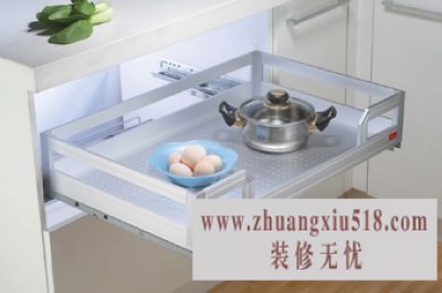了解拉篮:巧用橱柜拉篮倍增橱柜空间利用率
