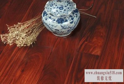 自发热地板原理