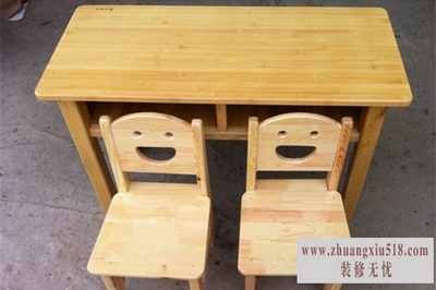 课桌椅厂家