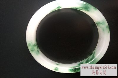 玉镯图片