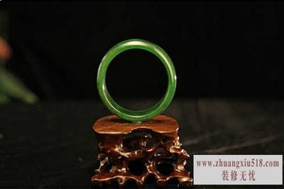 和田玉镯子
