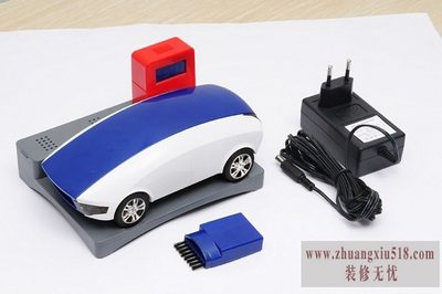 微型吸尘器