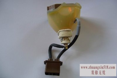 松下投影仪灯泡价格