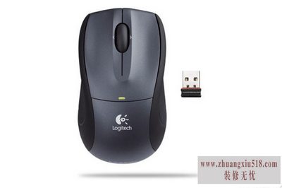 ޼ά