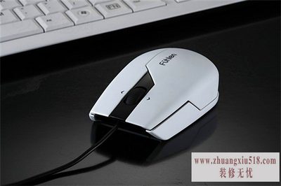笔记本鼠标乱动