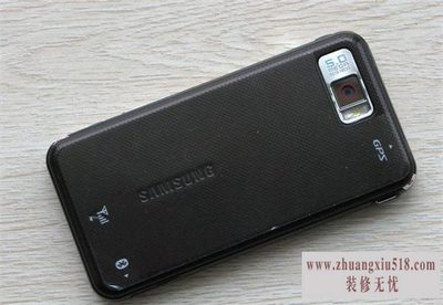 i900